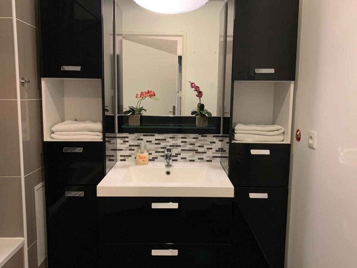 Thao Appartement Serris Buitenkant foto